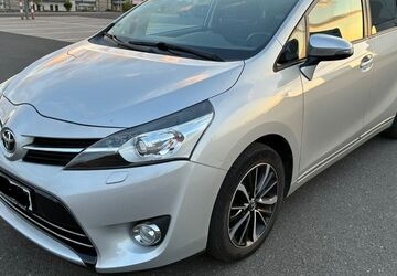 Toyota Verso 78.000 km 15.900 &euro; Kitzingen 97318