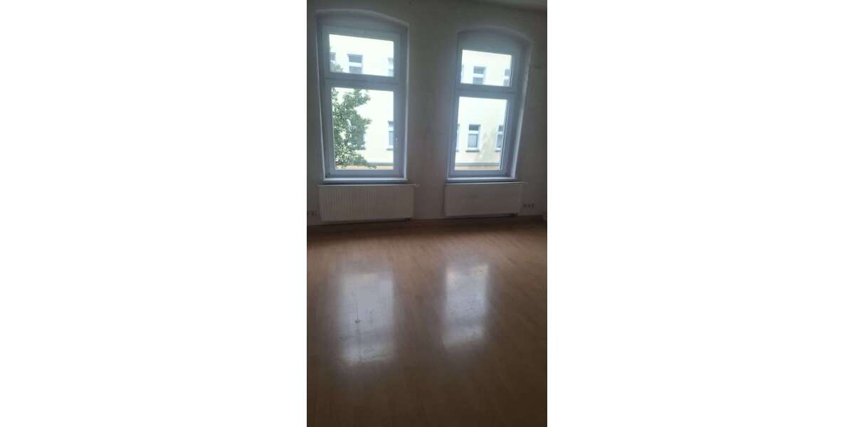 Etagenwohnung Halle Damaschkestraße - 5 Zimmer, 104 m&sup2;, 777&euro; | Angebot:27317089