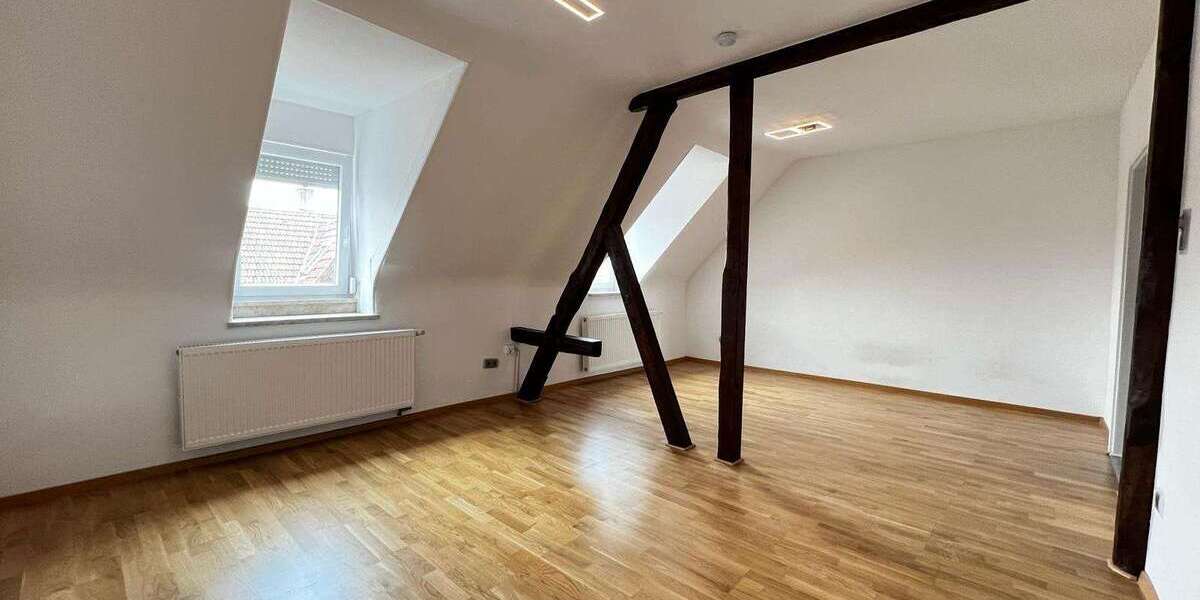 Etagenwohnung Kaiserslautern Betzenberg - 4 Zimmer, 107 m&sup2;, 950&euro; | Angebot:27316695