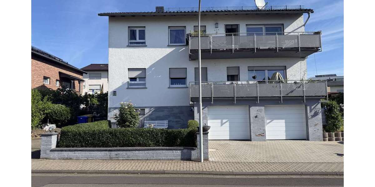 Etagenwohnung Wettenberg - 4 Zimmer, 110 m&sup2;, 1.050&euro; | Angebot:27316076