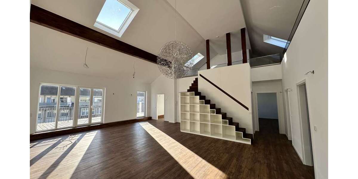 Etagenwohnung Düsseldorf Stadtmitte - 4 Zimmer, 183 m&sup2;, 2.950&euro; | Angebot:27298319