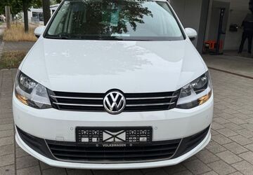 VW Sharan 49.989 km 15.399 &euro; Esslingen am Neckar 73733