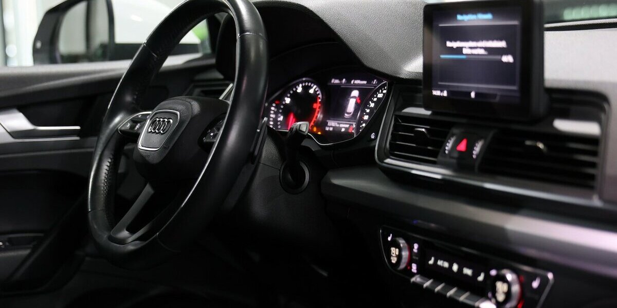 Audi Q5 40 TDI QUATTRO ULTRA / LED, VOLL-LEDER, NAVI+ 137.000 km 24.111 &euro; Hamm 59077
