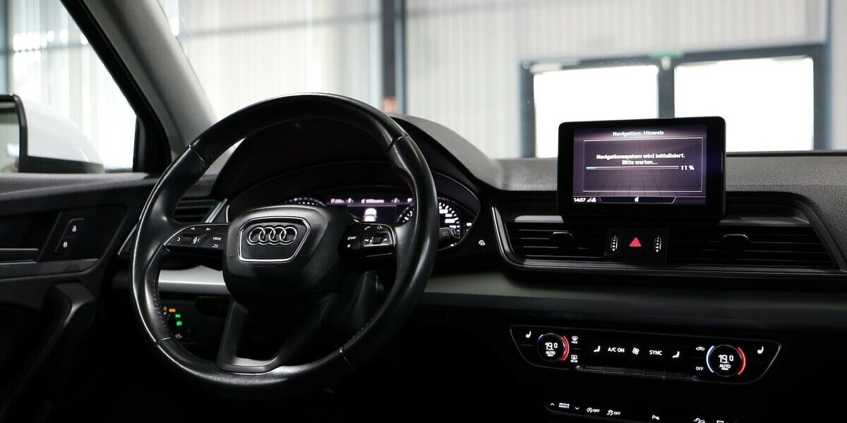 Audi Q5 40 TDI QUATTRO ULTRA / LED, VOLL-LEDER, NAVI+ 137.000 km 24.111 &euro; Hamm 59077