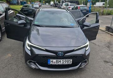 Toyota Corolla Verso 62.000 km 24.200 &euro; Kassel 34127