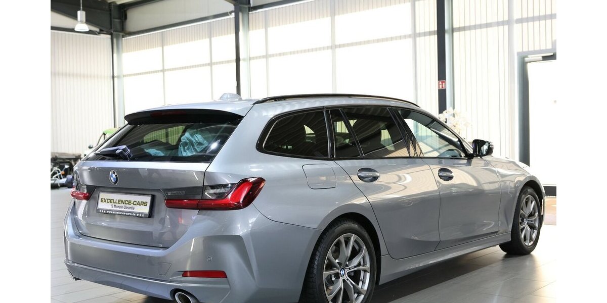 BMW 318d Touring ADVANTAGE CURVED+NAVI, LEDER, LED 67.000 km 26.577 &euro; Hamm 59077