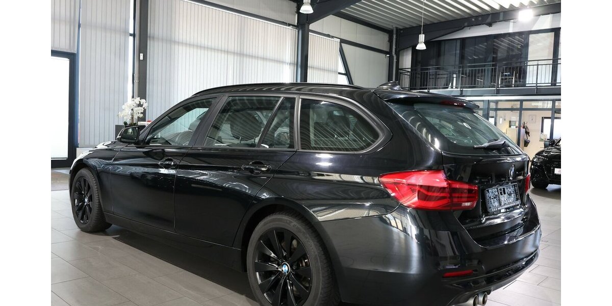 BMW 330d Touring xDrive Advantage / LED, HEAD-UP 227.000 km 12.202 &euro; Hamm 59077