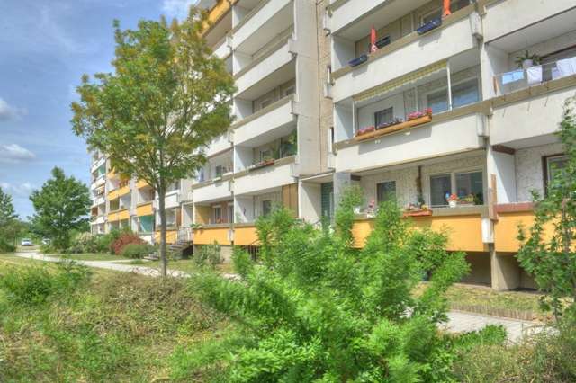 Etagenwohnung Halle Heide-Nord/Blumenau - 3 Zimmer, 70 m&sup2;, 425&euro; | Angebot:27322318