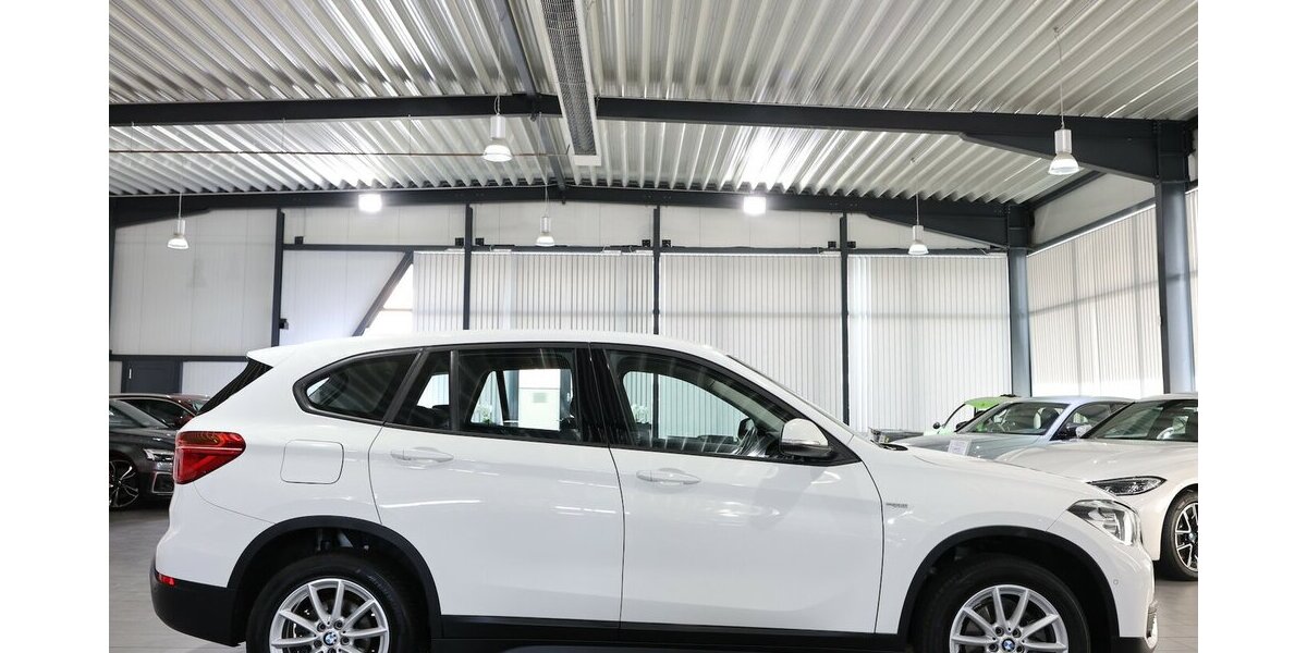BMW X1 sDrive 18i Advantage WHITE / AUTOMATIK / 89.000 km 16.331 &euro; Hamm 59077