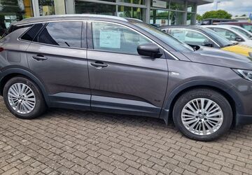 Opel Grandland (X) 45.825 km 19.390 &euro; Schwerin 19055