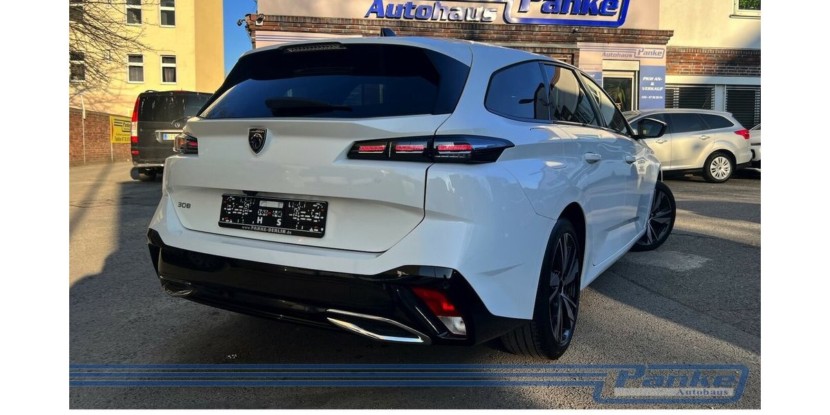 Peugeot 308 Allure EAT8*NAV*Carplay*LED*360°*Cockpit 150.000 km 14.990 &euro; Berlin 13187