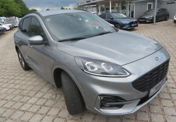Ford Kuga 42.086 km 27.990 &euro; Achim-Baden 28832