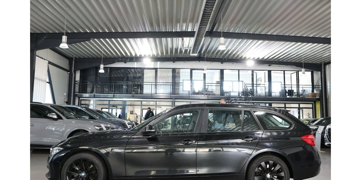 BMW 330d Touring xDrive Advantage / LED, HEAD-UP 227.000 km 12.202 &euro; Hamm 59077