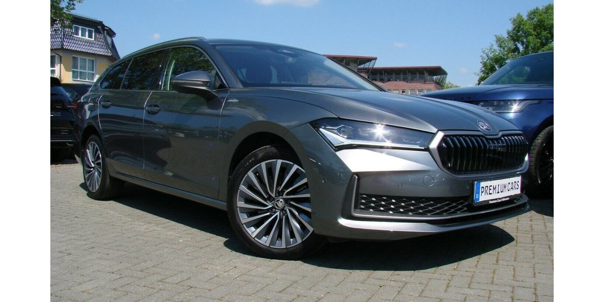 Skoda Superb 2.0TDi L&K 4x4 ACC LED AHK H&K 360º 41.532 km 38.880 &euro; Falkensee 14612