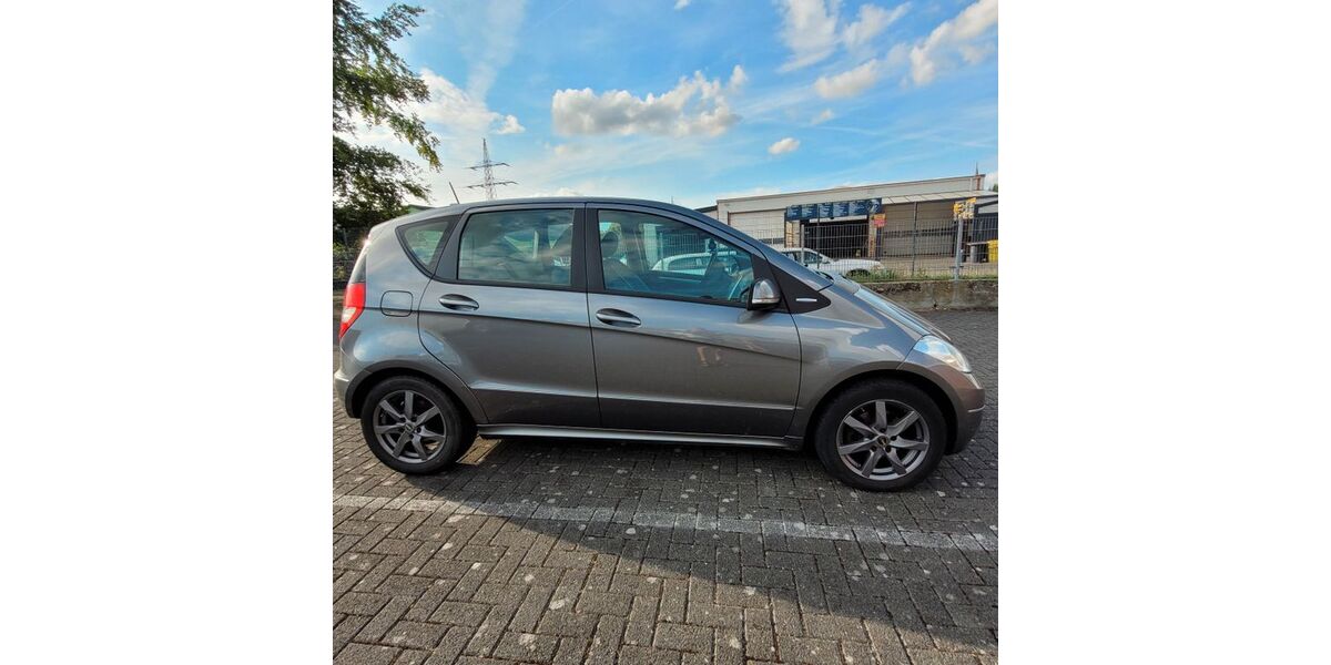 Mercedes-Benz A 180 258.450 km 3.600 &euro; Alsdorf 52477