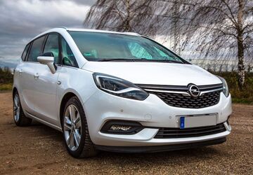 Opel Zafira 114.000 km 16.500 &euro; Hochheim 65239