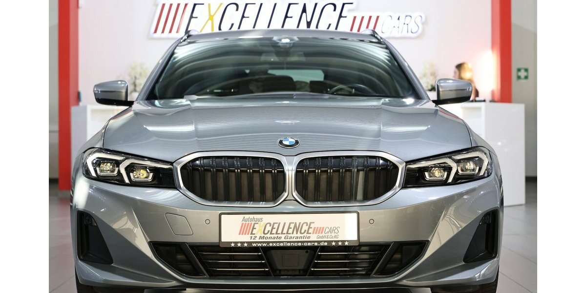 BMW 318d Touring ADVANTAGE CURVED+NAVI, LEDER, LED 67.000 km 26.577 &euro; Hamm 59077