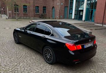 BMW 740 270.000 km 9.000 &euro; Duisburg 47139