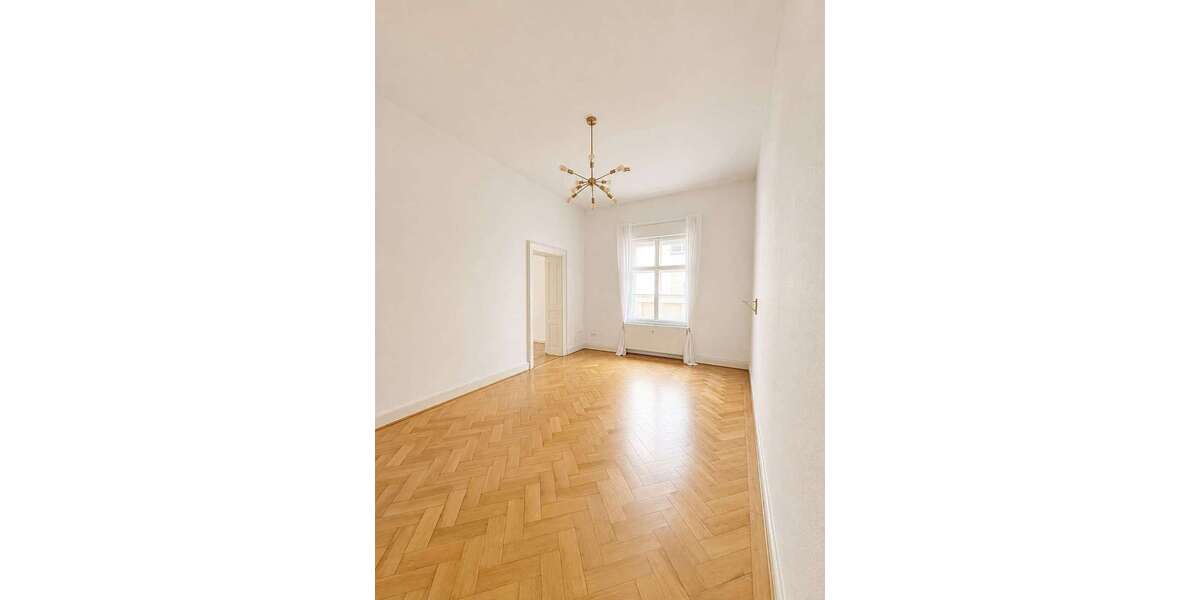 Etagenwohnung Augsburg - 4 Zimmer, 110 m&sup2;, 1.250&euro; | Angebot:27316973