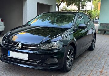 VW Polo 57.700 km 14.400 &euro; Berlin 12489