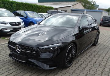 Mercedes-Benz A 180 AMG Line Panoramadach, LED Scheinwerfer, Rüc 3.505 km 29.990 &euro; Rodgau 63110