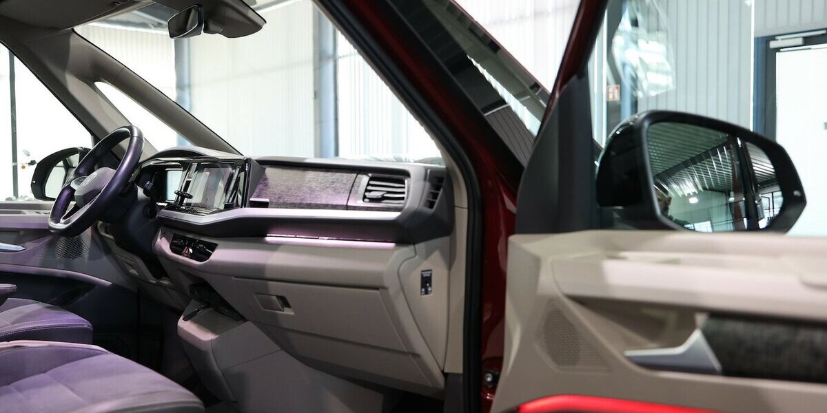 VW T7 Multivan 1.4 TSI EHYBRID ENERGETIC / 7-SITZER 58.000 km 46.444 &euro; Hamm 59077