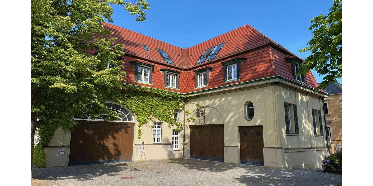 Etagenwohnung Zwickau - 4 Zimmer, 123 m&sup2;, 1.300&euro; | Angebot:27317435
