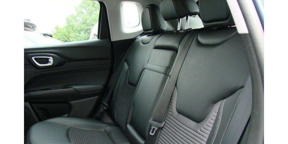 Jeep Compass 1.5 Mild-Hybrid Altitude LED ACC Kamera 9.563 km 24.980 &euro; Falkensee 14612