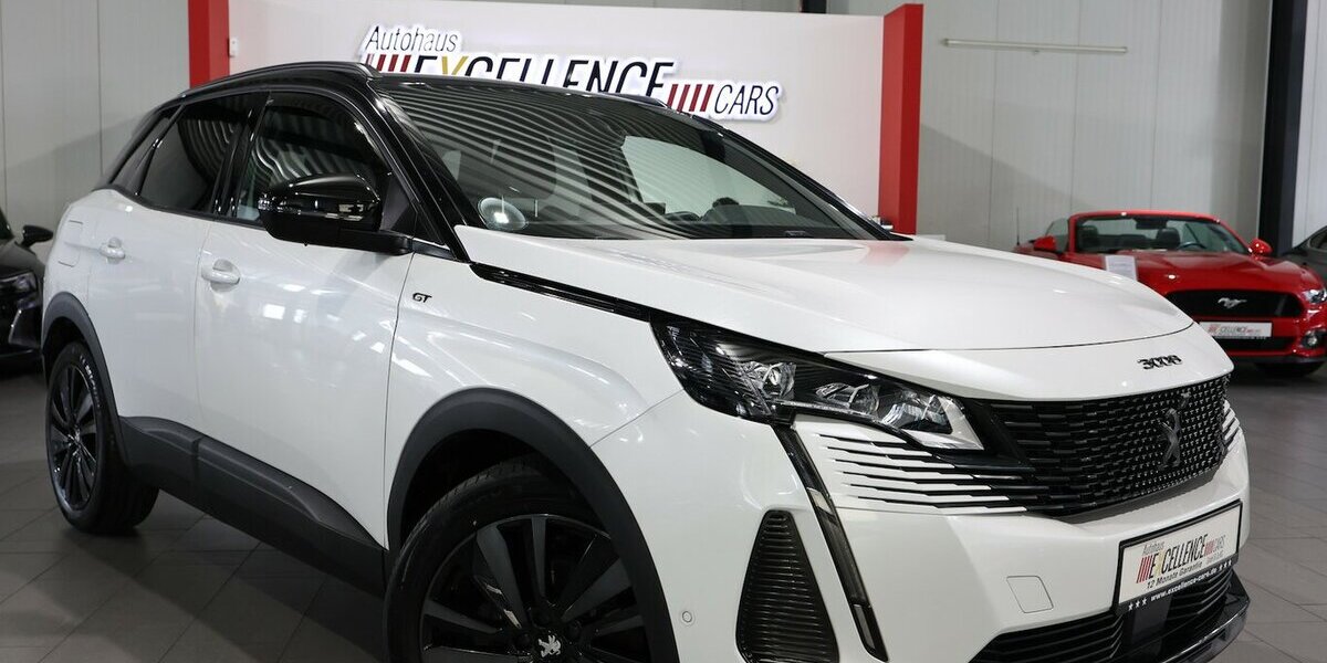 Peugeot 3008 BLUE-HDI GT-SPORT / WHITE & BLACK / SCHÖN 56.000 km 21.777 &euro; Hamm 59077