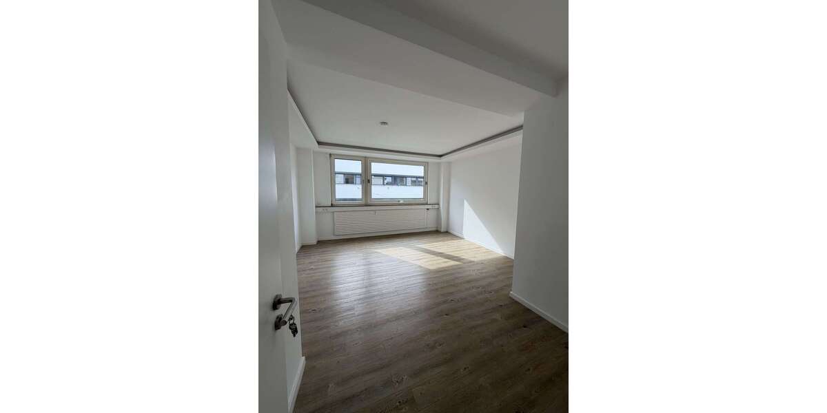 Etagenwohnung Stuttgart Stuttgart-West - 5 Zimmer, 179 m&sup2;, 2.500&euro; | Angebot:27318468