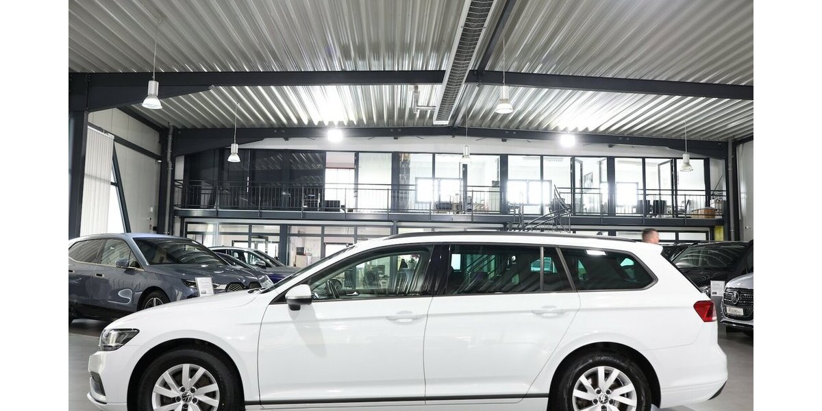 VW Passat Variant 2.0 TDI DSG BUSINESS LED,ACC+LANE 56.000 km 23.555 &euro; Hamm 59077