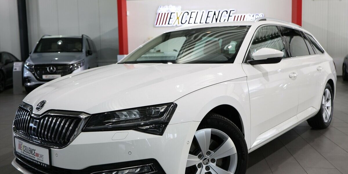 Skoda Superb Combi 2.0 TDI DSG STYLE / WHITE & BEIGE / 108.000 km 21.111 &euro; Hamm 59077