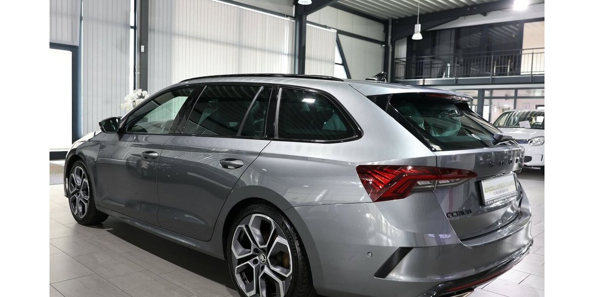 Skoda Octavia Combi TDI DSG 4x4 RS PLUS SPORT BLACK 145.000 km 24.991 &euro; Hamm 59077