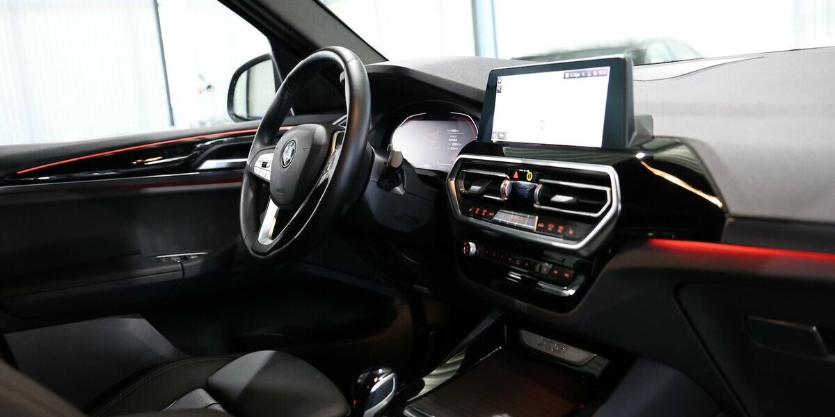 BMW X3 xDrive 20d SPORT VOLL-LEDER, LIVE-COCKPIT-PRO 74.000 km 36.221 &euro; Hamm 59077