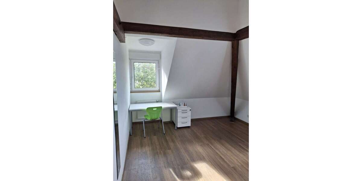 Etagenwohnung Karlsruhe Südstadt - 1 Zimmer, 15 m&sup2;, 350&euro; | Angebot:27317796