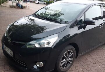 Toyota Verso 108.000 km 10.300 &euro; Eusserthal 76857