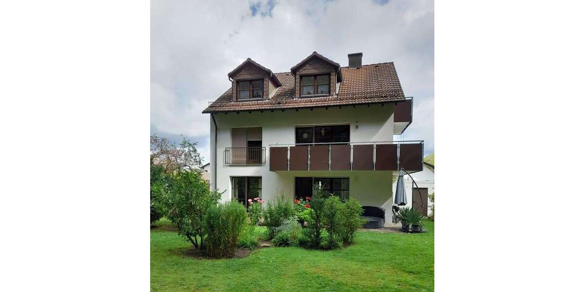 Etagenwohnung Lauf an der Pegnitz - 2 Zimmer, 58 m&sup2;, 710&euro; | Angebot:27318573