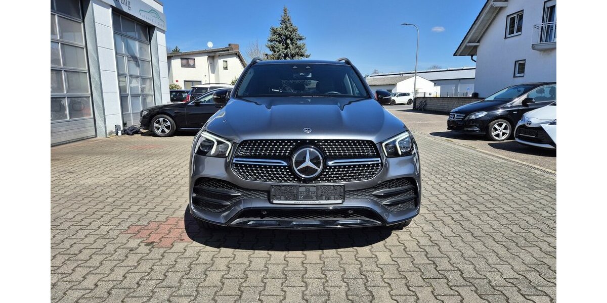 Mercedes-Benz GLE 400 d 4M AMG Line Distronic, AHK, Panorama, Rü 83.401 km 54.890 &euro; Rodgau 63110
