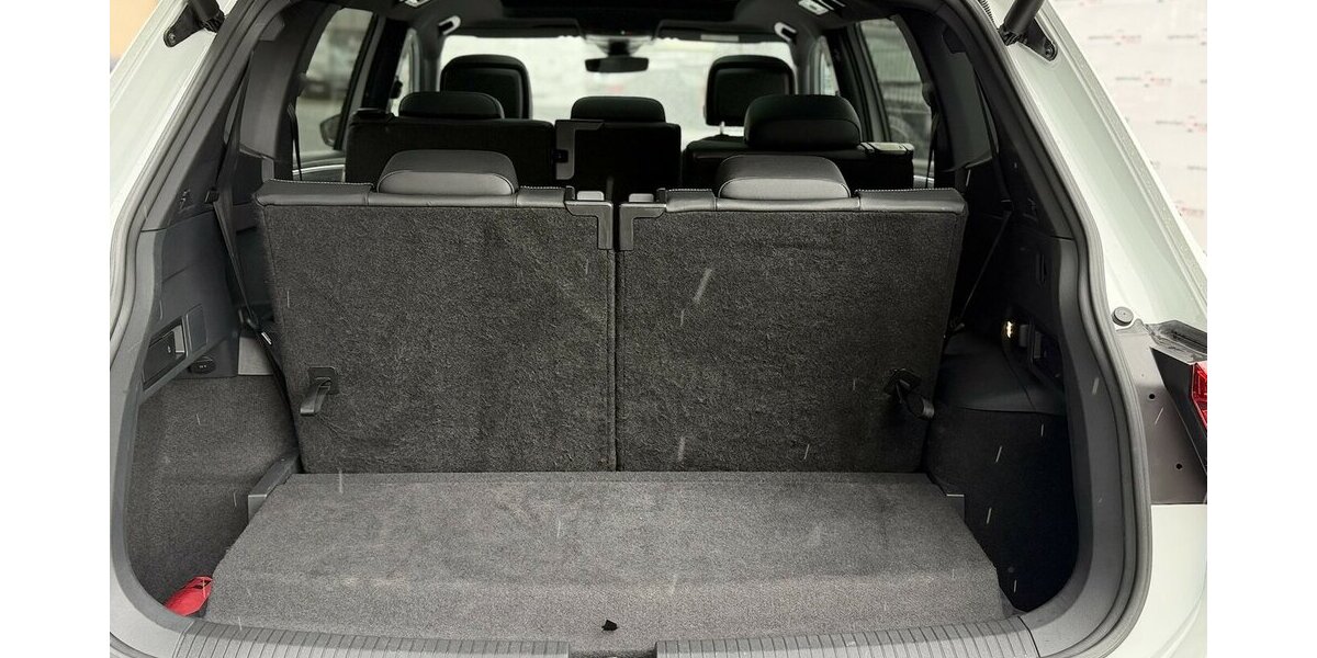 VW Tiguan Allspace R- line/ 4Motion/ 240PS/ PANO 99.000 km 31.900 &euro; Mönchengladbach 41066