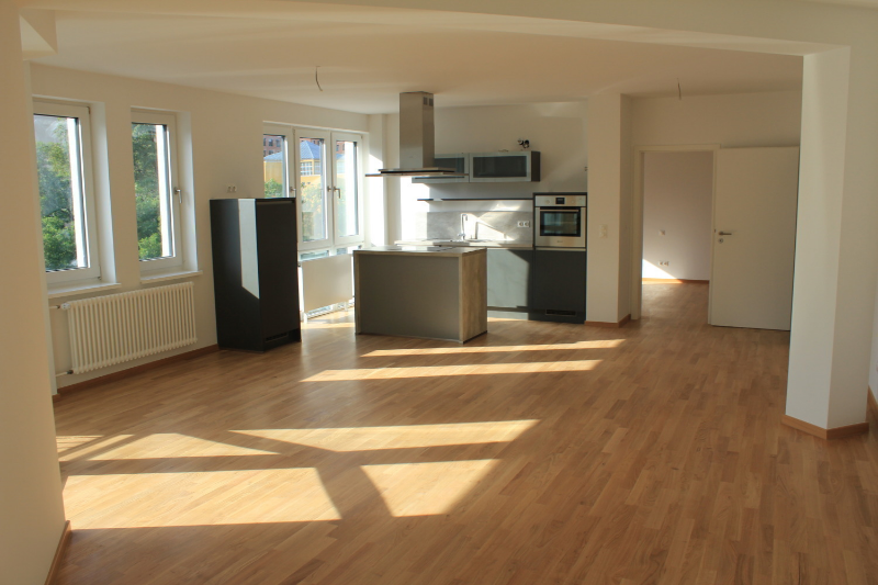 Etagenwohnung Berlin Kreuzberg - 2 Zimmer, 82 m&sup2;, 1.470&euro; | Angebot:27320936
