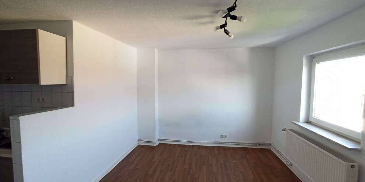 Etagenwohnung Lübeck Sankt Lorenz Süd - 1 Zimmer, 28 m&sup2;, 350&euro; | Angebot:27316306