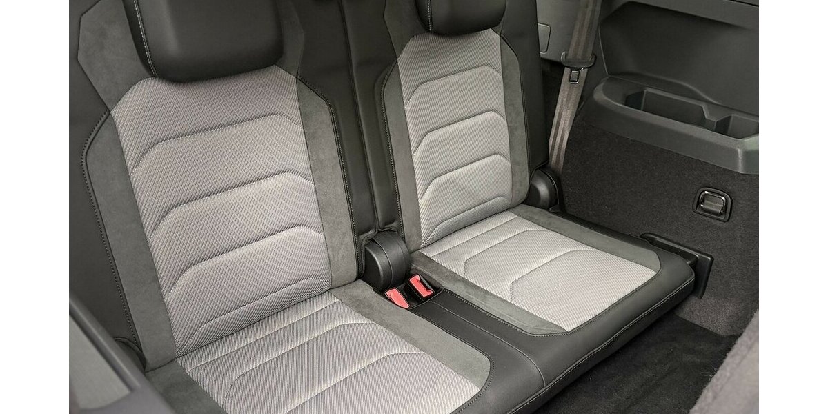 VW Tiguan Allspace R- line/ 4Motion/ 240PS/ PANO 99.000 km 31.900 &euro; Mönchengladbach 41066