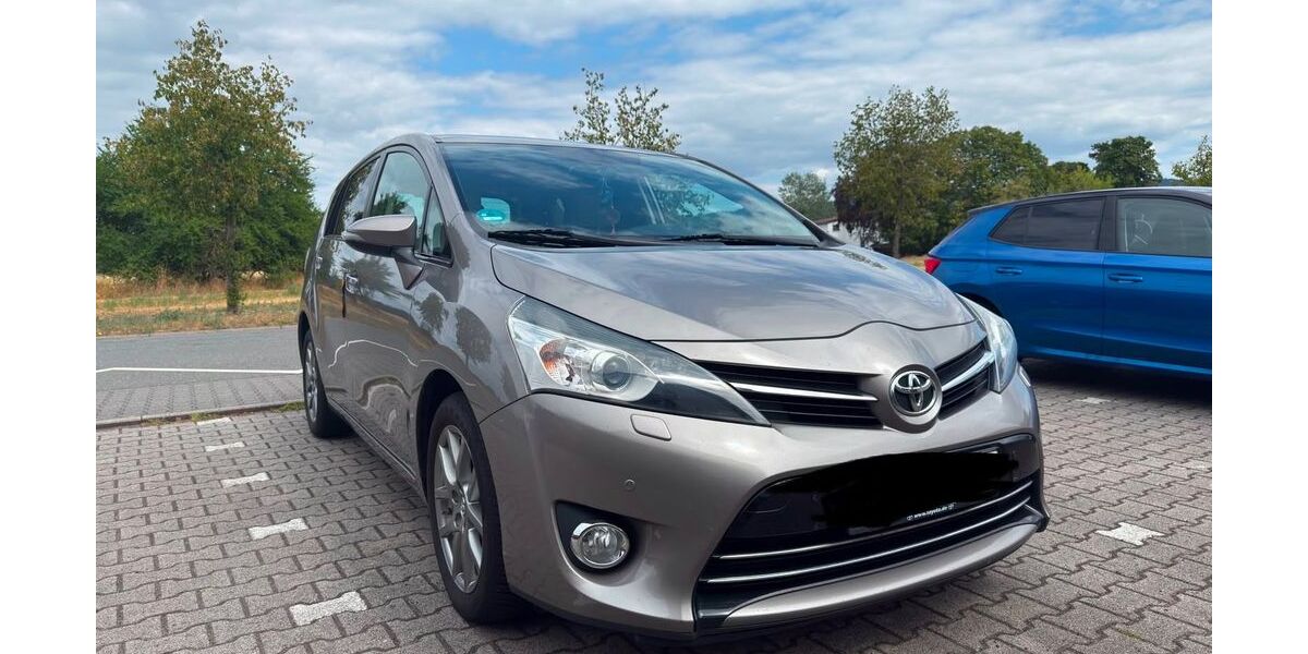 Toyota Verso 163.320 km 9.999 &euro; Nackenheim 55299