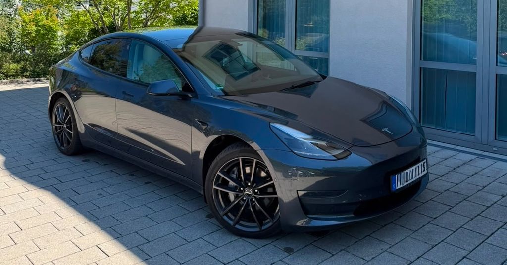 Tesla Model 3 60.030 km 29.000 &euro; Grünwald 82031