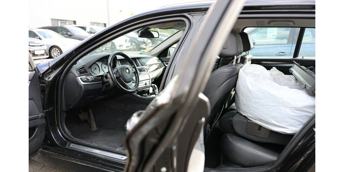 BMW 520d Touring BUSINESS LUXURY / LEDER, XENON 230.000 km 9.102 &euro; Hamm 59077