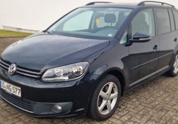 VW Touran 220.000 km 6.850 &euro; Bissendorf 49143