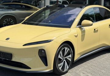 Nio ET5 22.000 km 33.950 &euro; Dieburg 64807