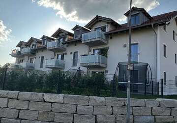 Wohnung Oberding Niederding - 2 Zimmer, 80 m&sup2;, 1.350&euro; | Angebot:27323015