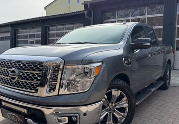 Nissan Titan 47.000 km 33.999 &euro; Floß 92685