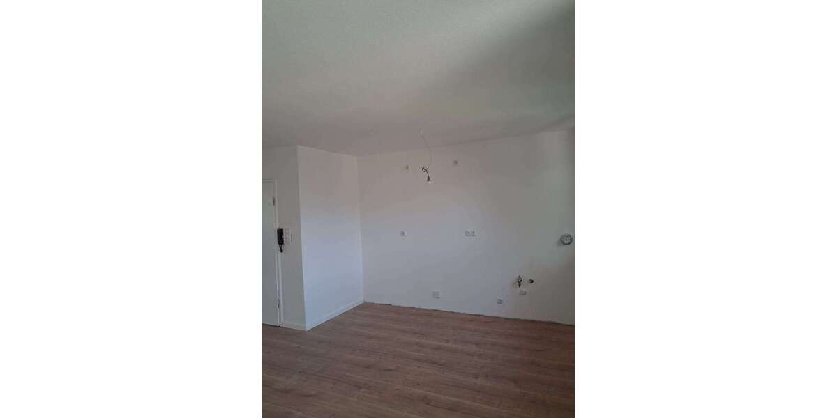 Etagenwohnung Feldkirchen-Mitterharthausen Mitterharthausen - 5 Zimmer, 114 m&sup2;, 820&euro; | Angebot:27316335